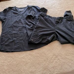 Greys anatomy jogger scrubs. Only worn once